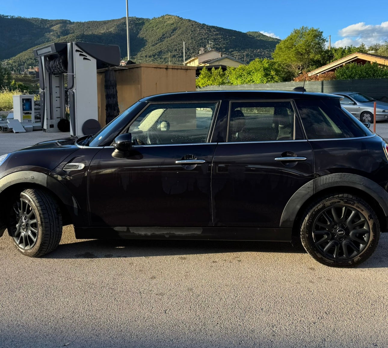 MINI Cooper D Business XL
Versione F55