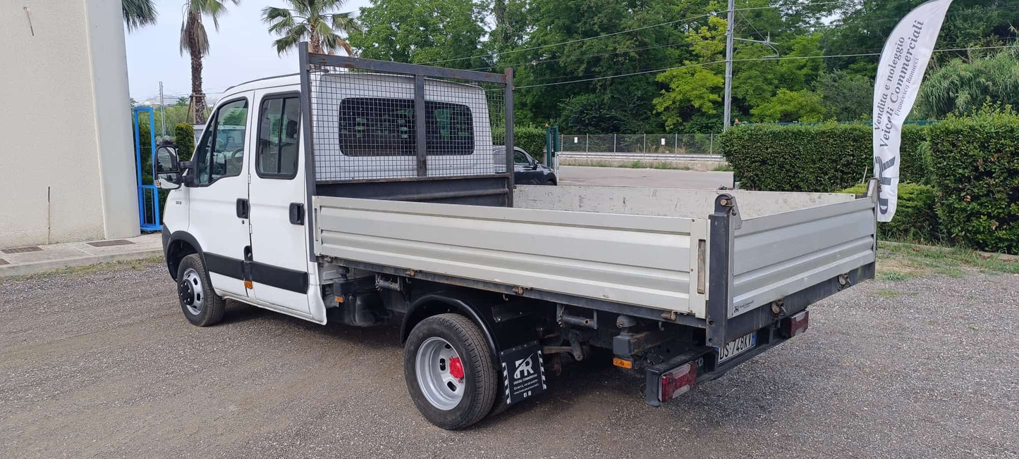 Iveco Daily
35c15