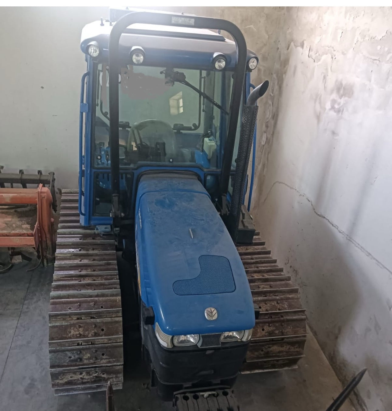 New holland TK 100 a