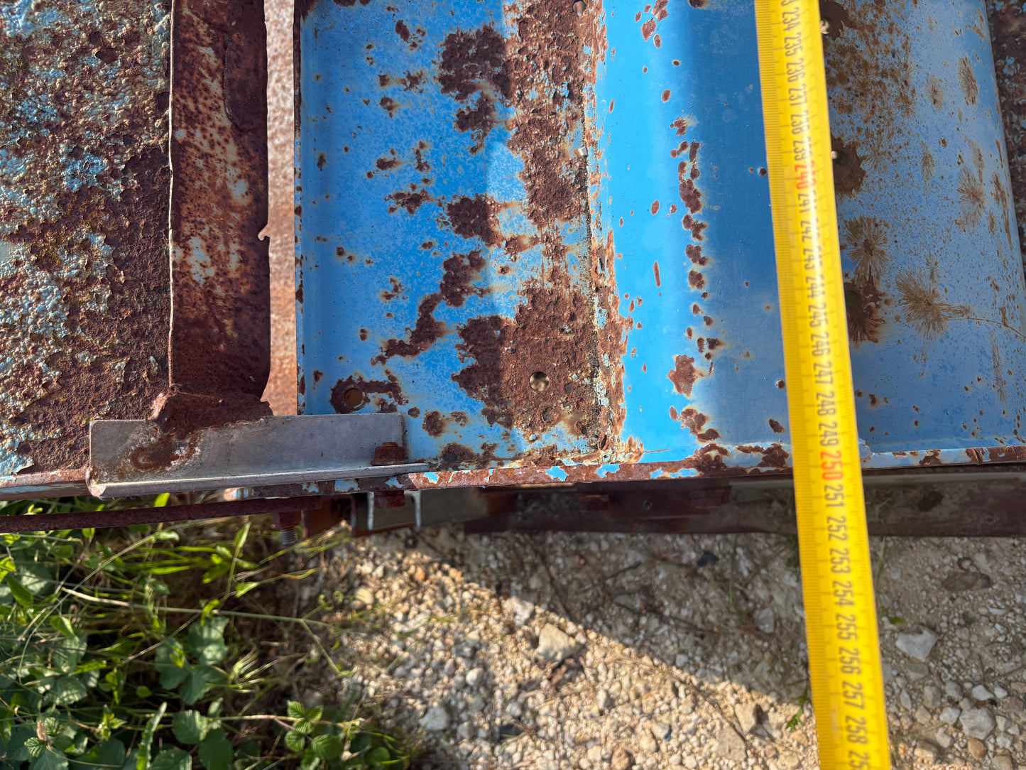 Trinciaerba a coltelli Nobili 230 / 250