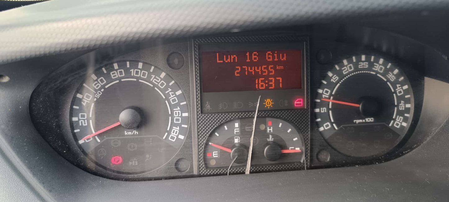 Iveco Daily
35c15