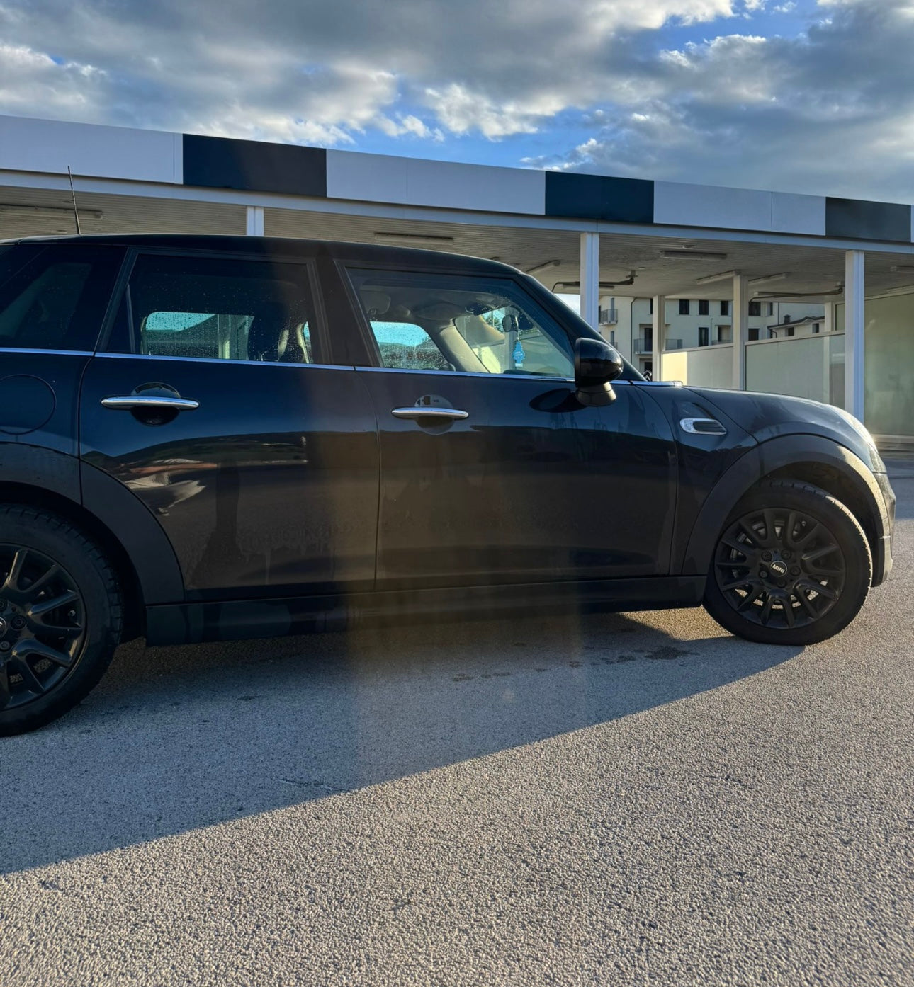 MINI Cooper D Business XL
Versione F55