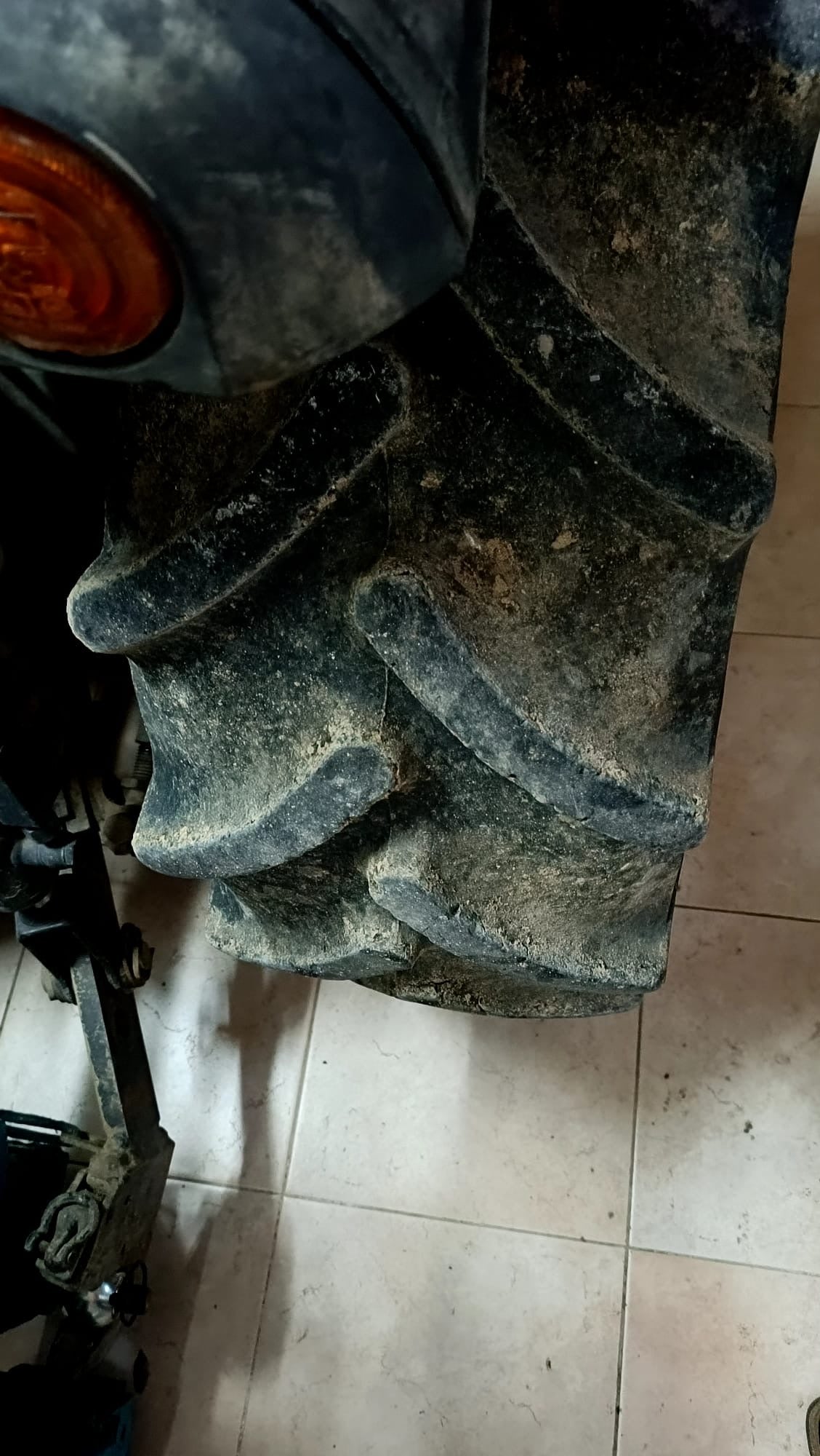 Antonio Carraro TRX 9400 reversibile