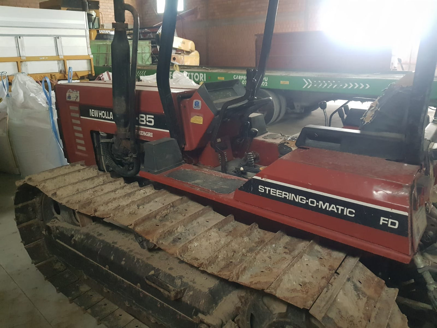 VENDUTO New holland 82-85
