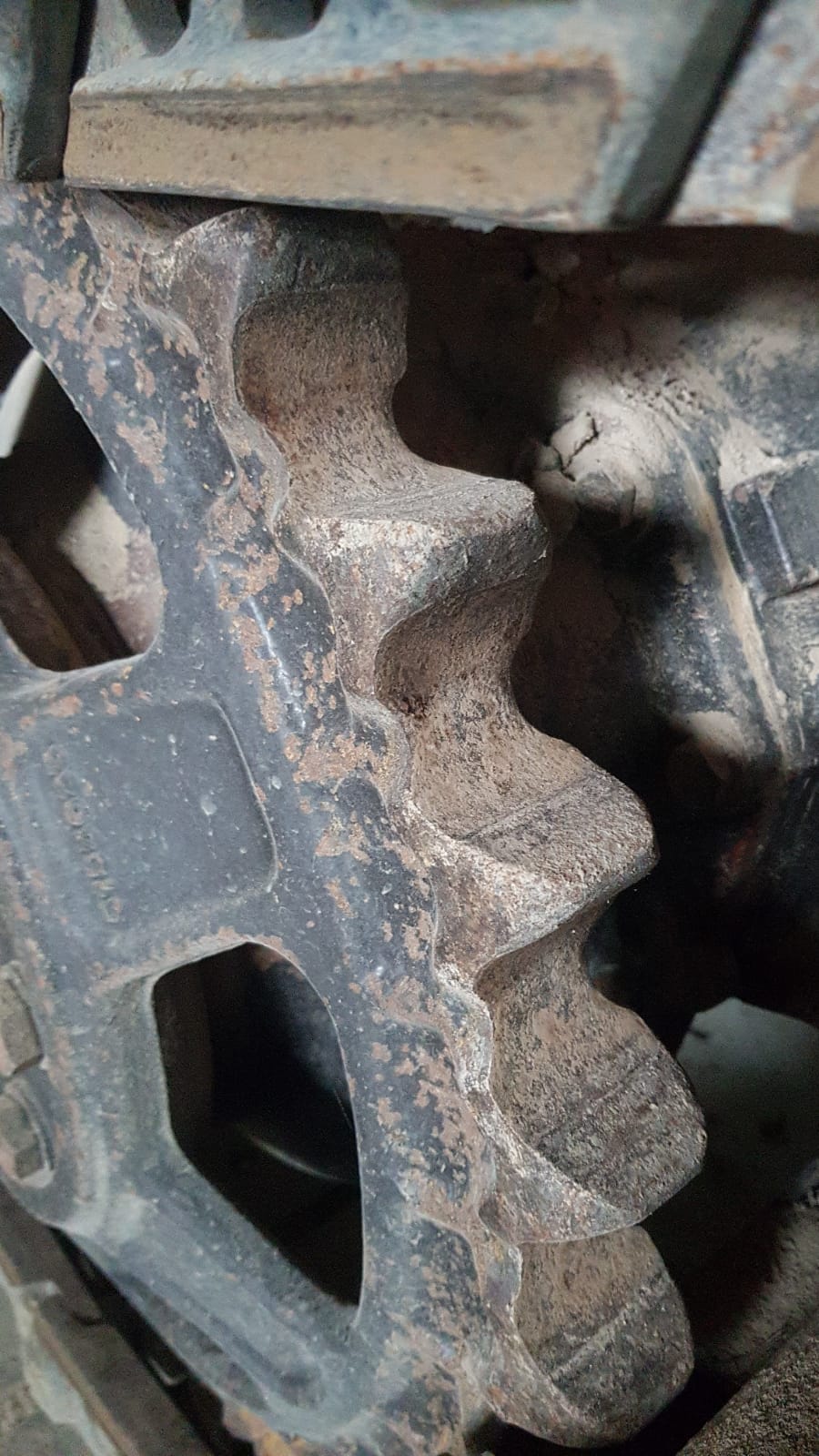 VENDUTO New holland 82-85