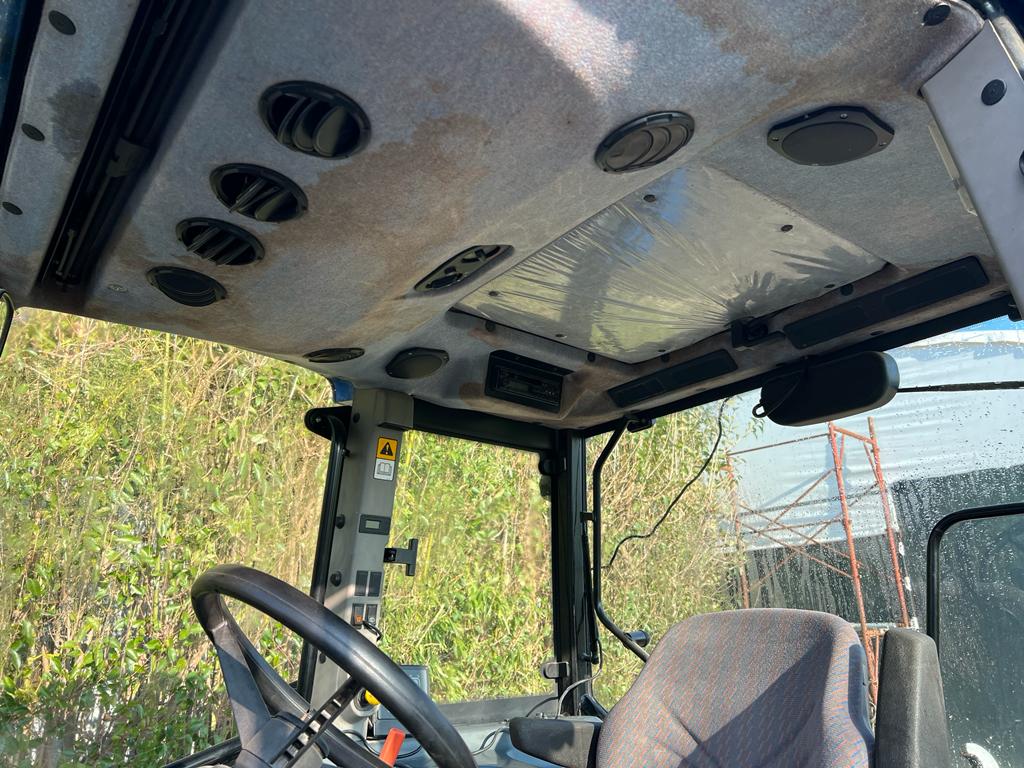 VENDUTO. New holland TL100