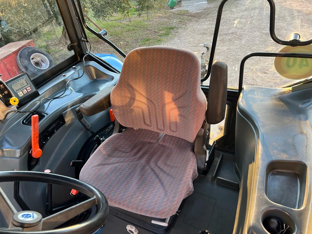 VENDUTO. New holland TL100