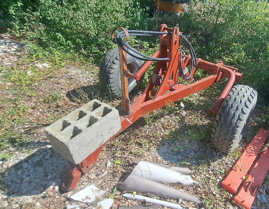 VENDUTO. Carrello porta attrezzi Angeloni