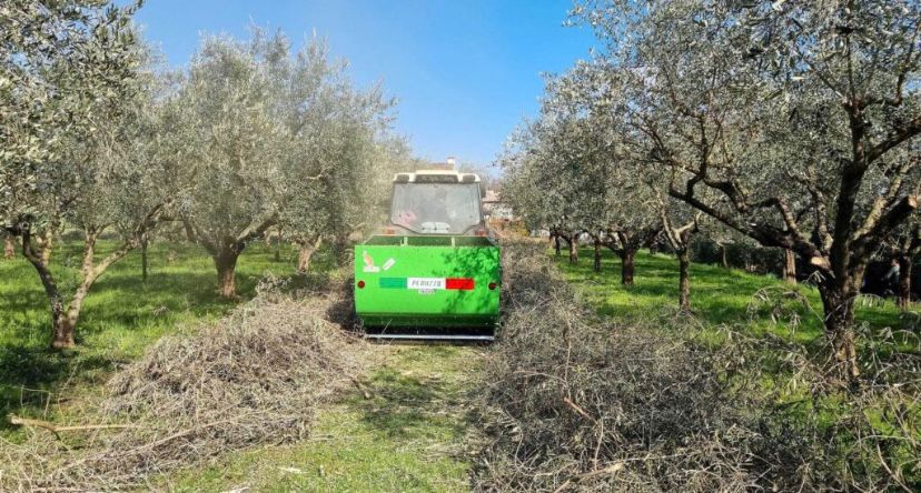 Trincia 2 metri con cassone accumulo