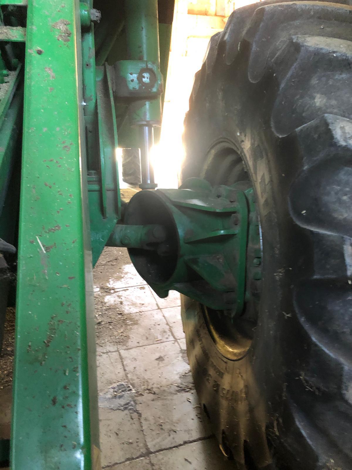 Mietitrebbia John Deere 1170