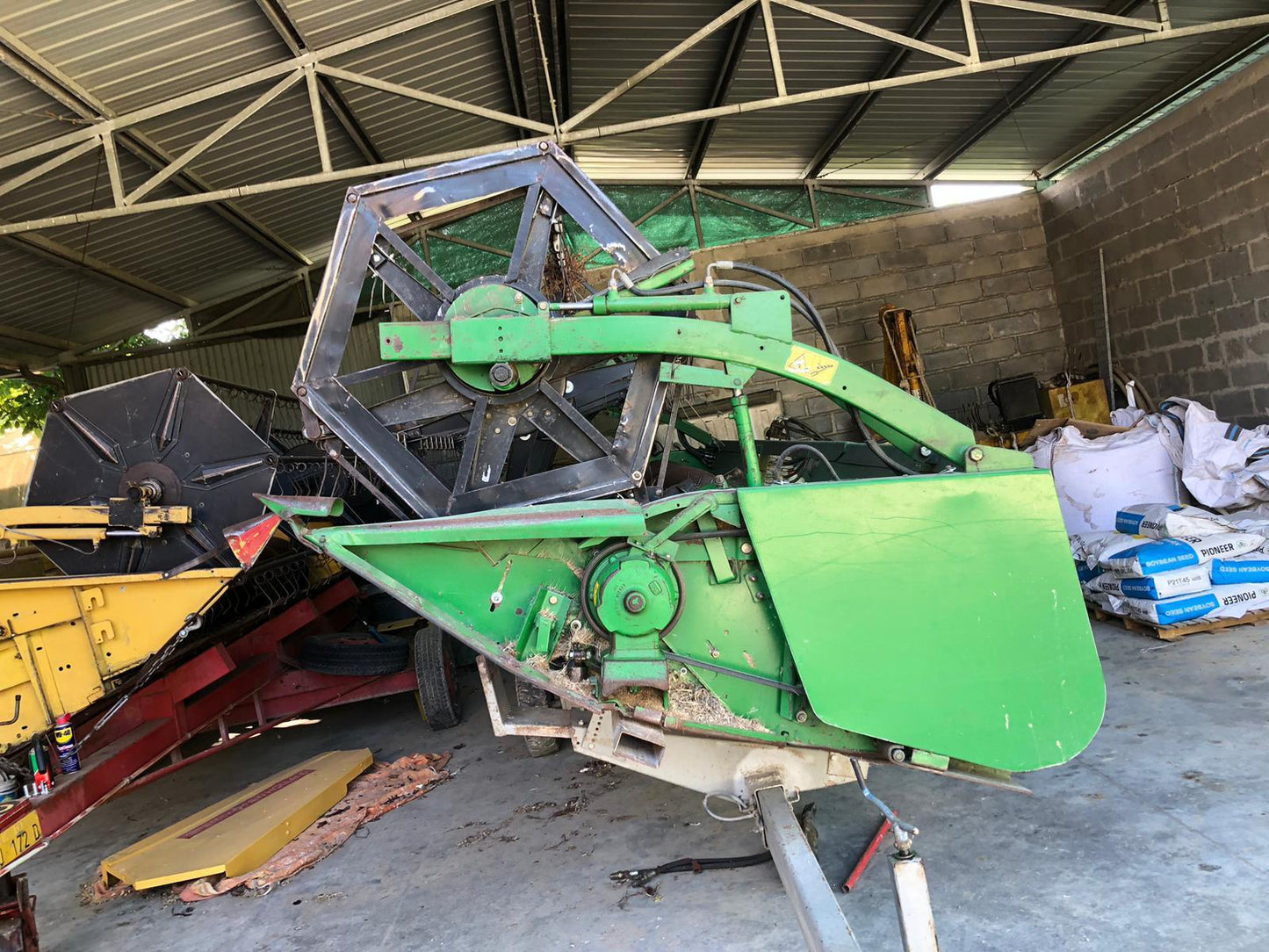 Mietitrebbia John Deere 1170