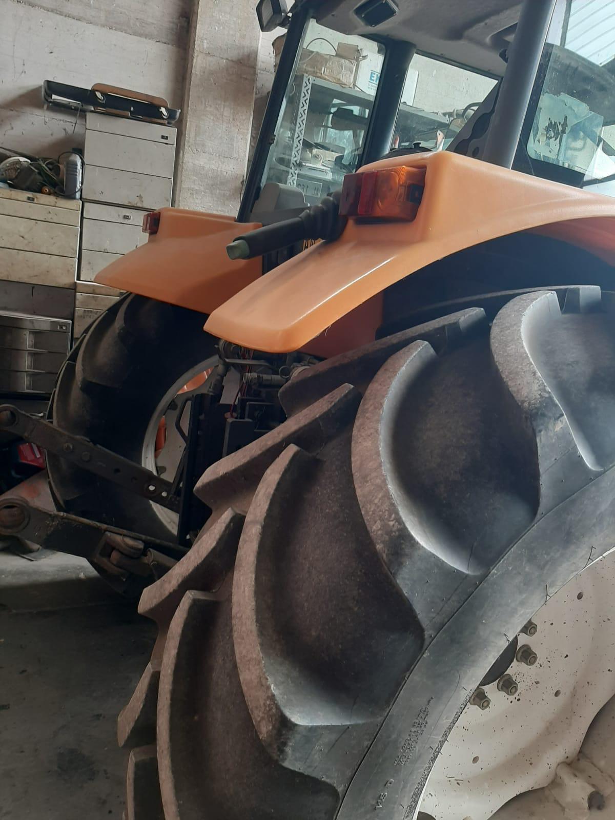 Renault Celtis 446RC (Claas)