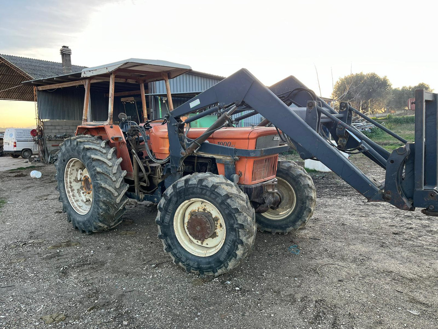 VENDUTO Trattore gommato Fiat 1000 super