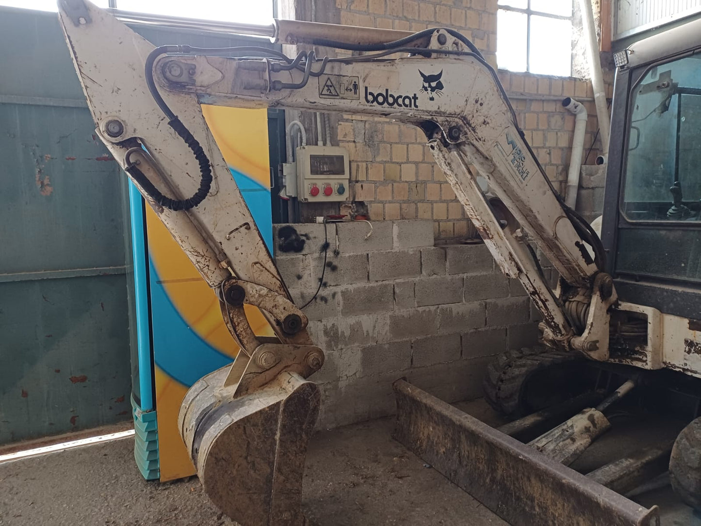 VENDUTO Escavatore Bobcat 32 qli