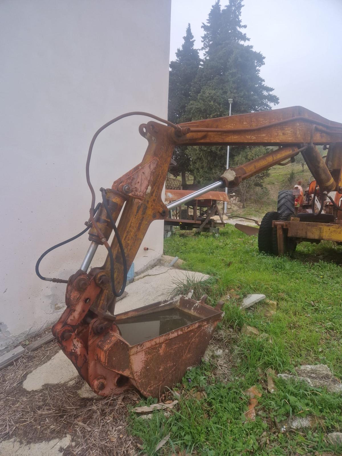 Carica Letame / benna escavatore