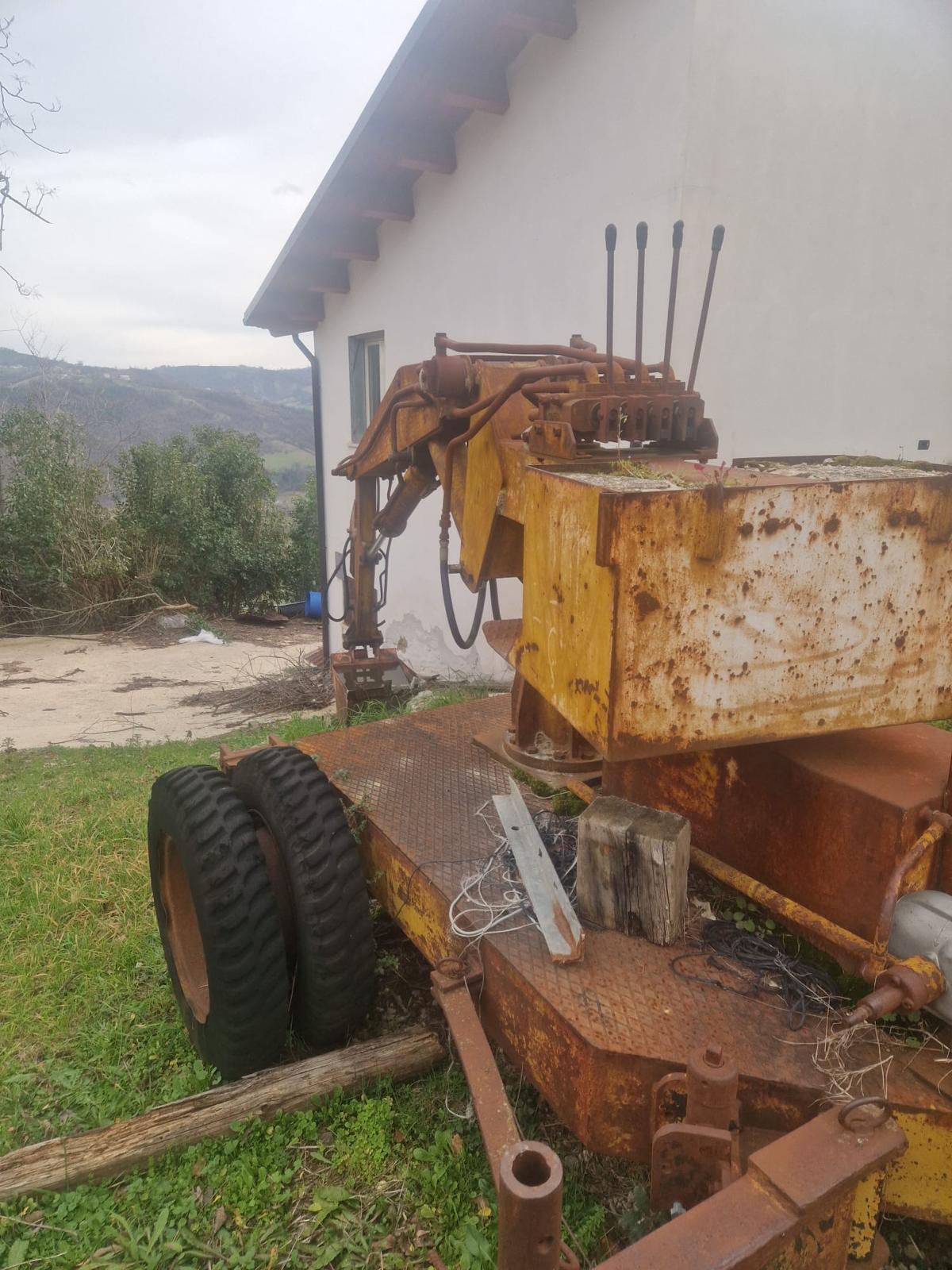 Carica Letame / benna escavatore