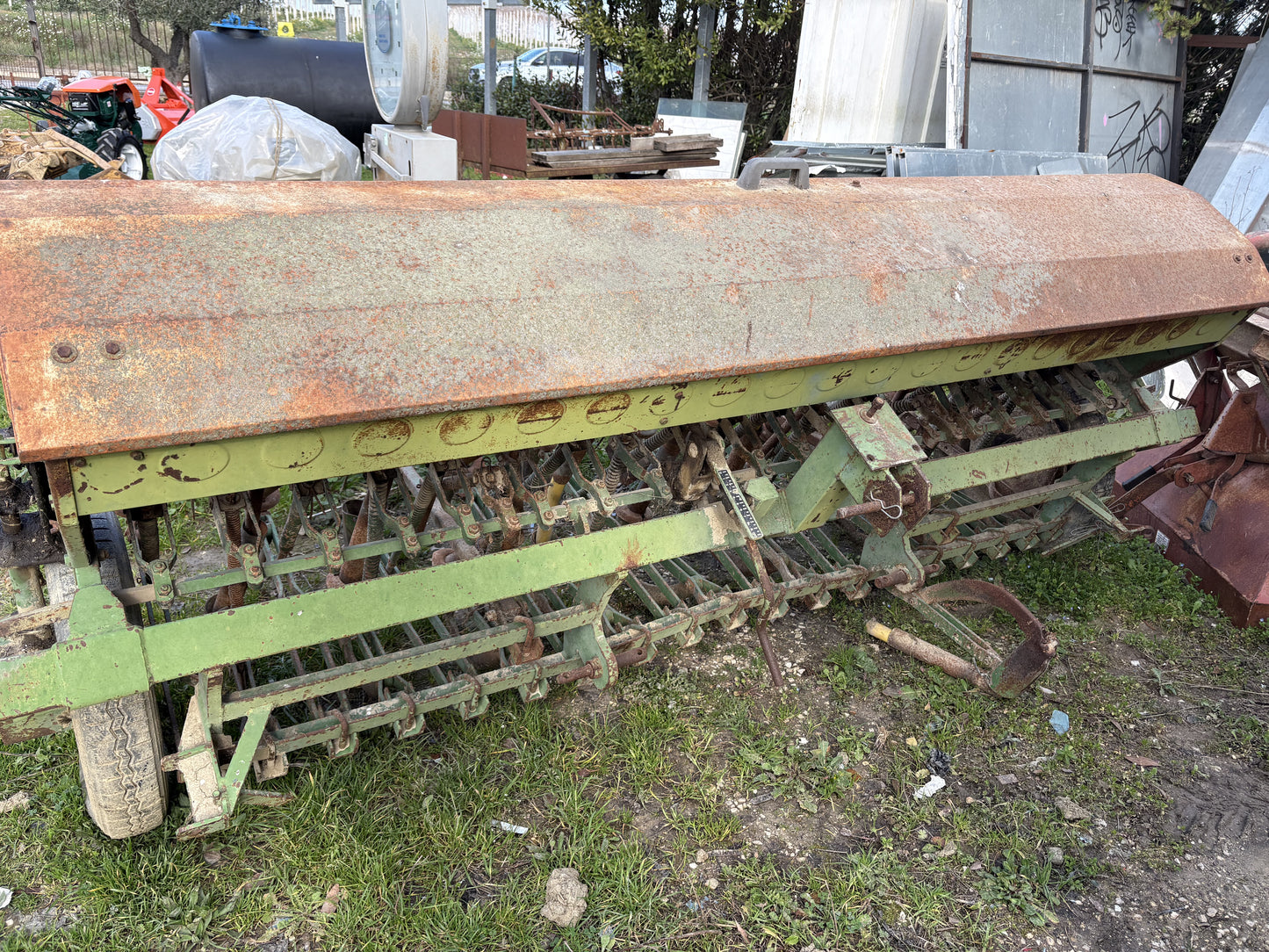 Seminatrice OMA 250