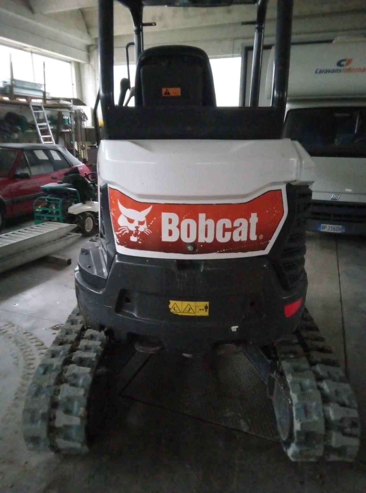 Escavatore Bobcat E27