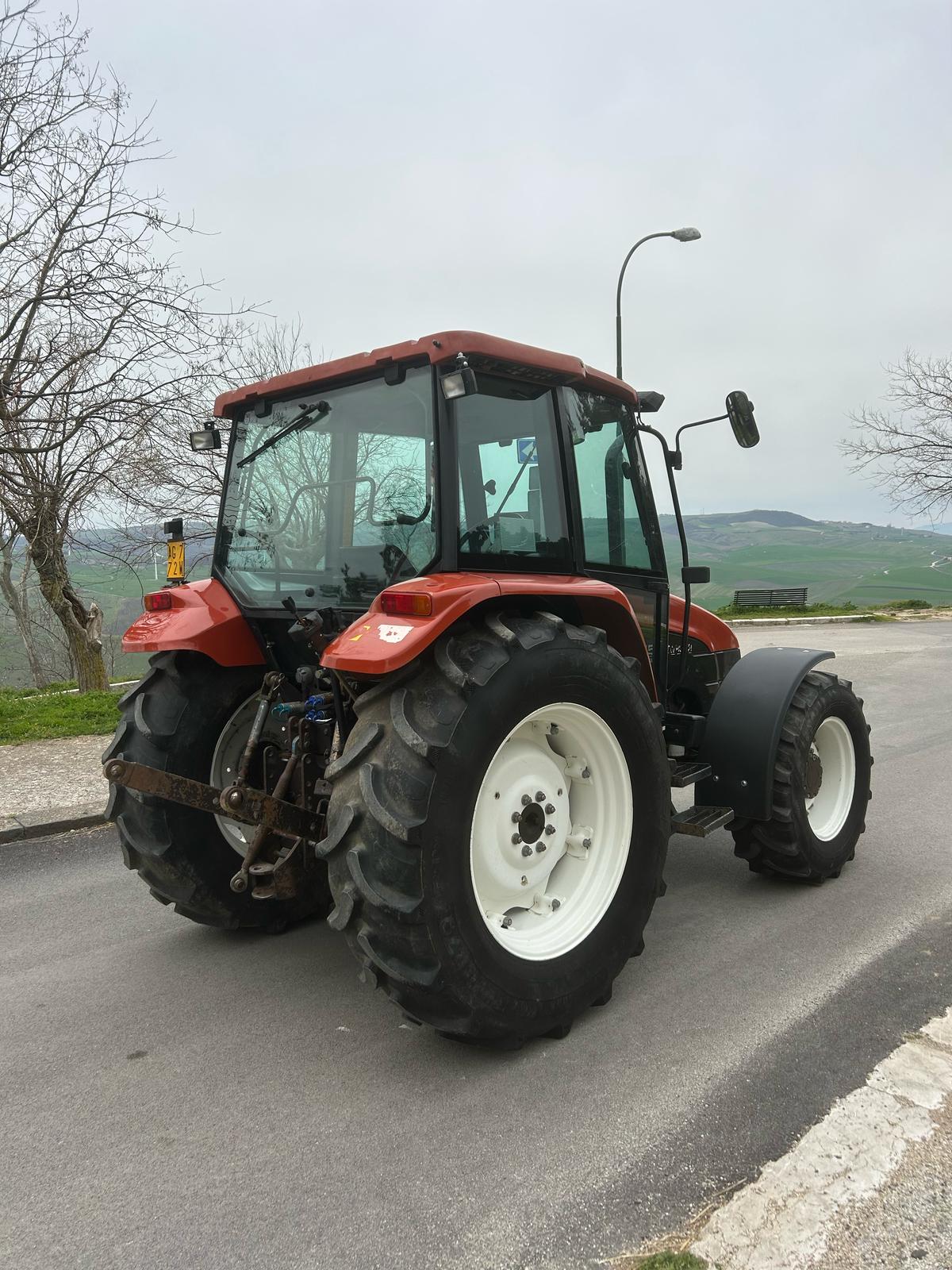 VENDUTO New holland L 75