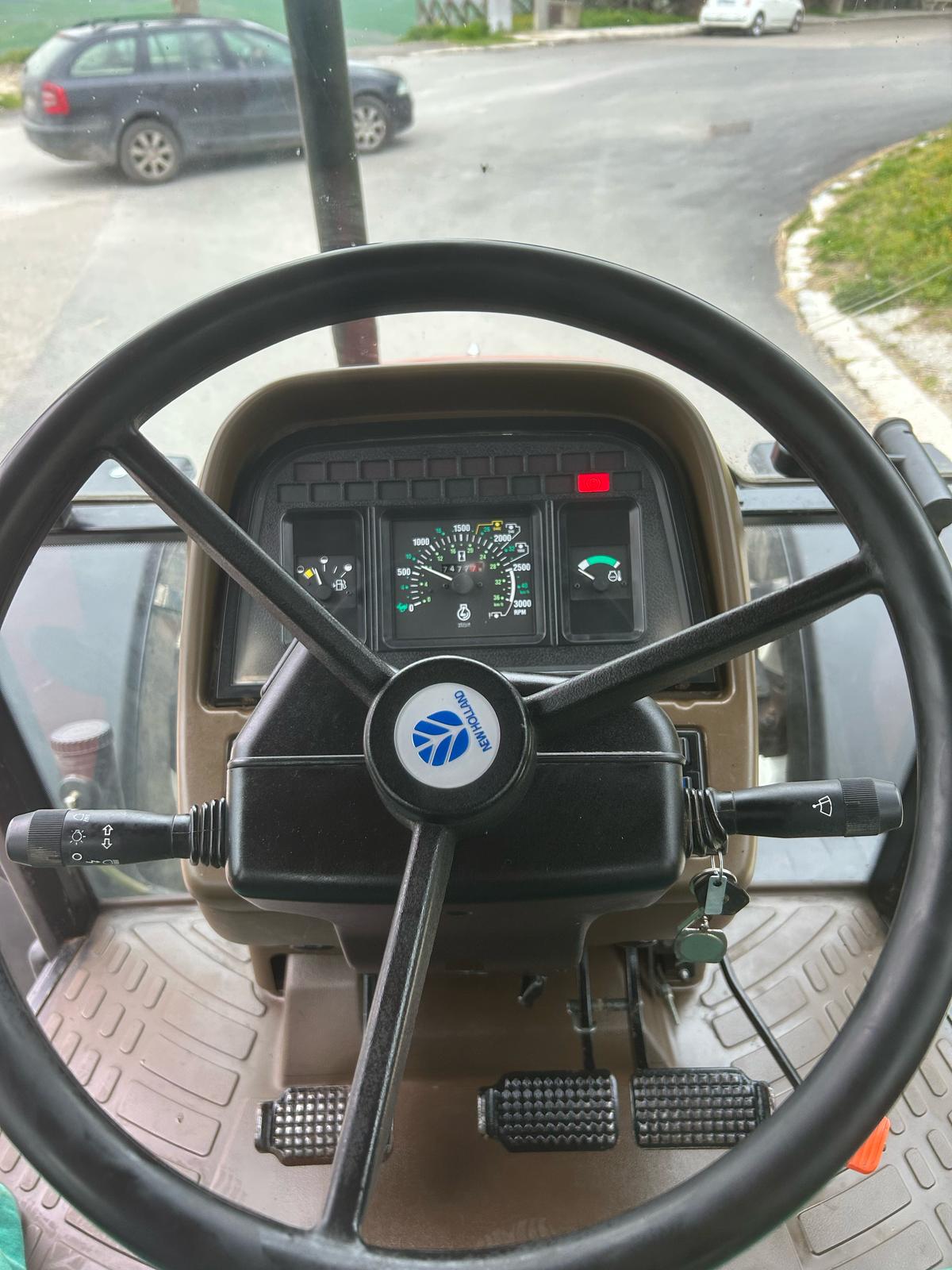 VENDUTO New holland L 75