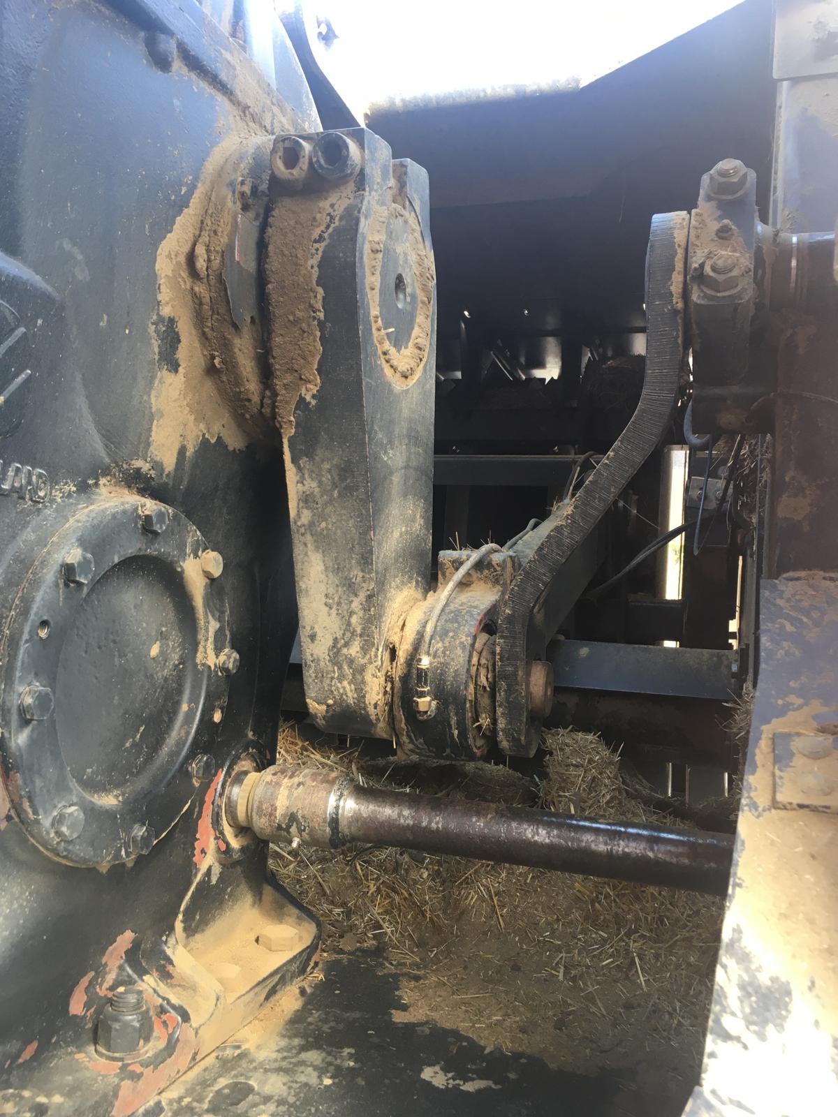 Pressa quadra new holland D1210