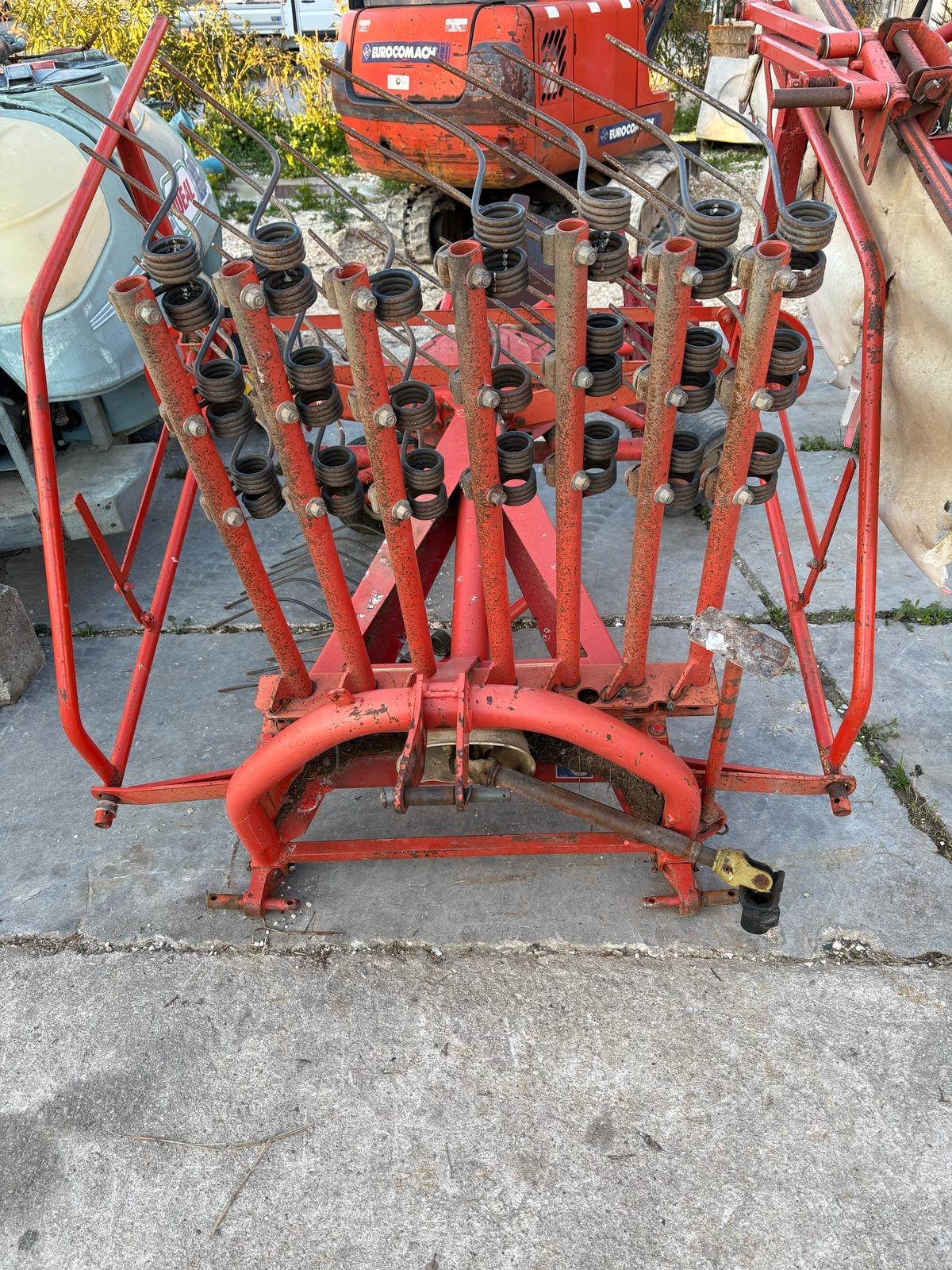 Ranghinatore giroandatore Kuhn 320