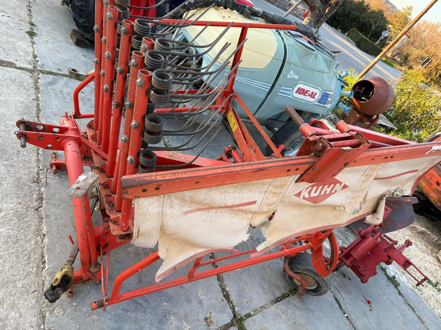 Ranghinatore giroandatore Kuhn 320