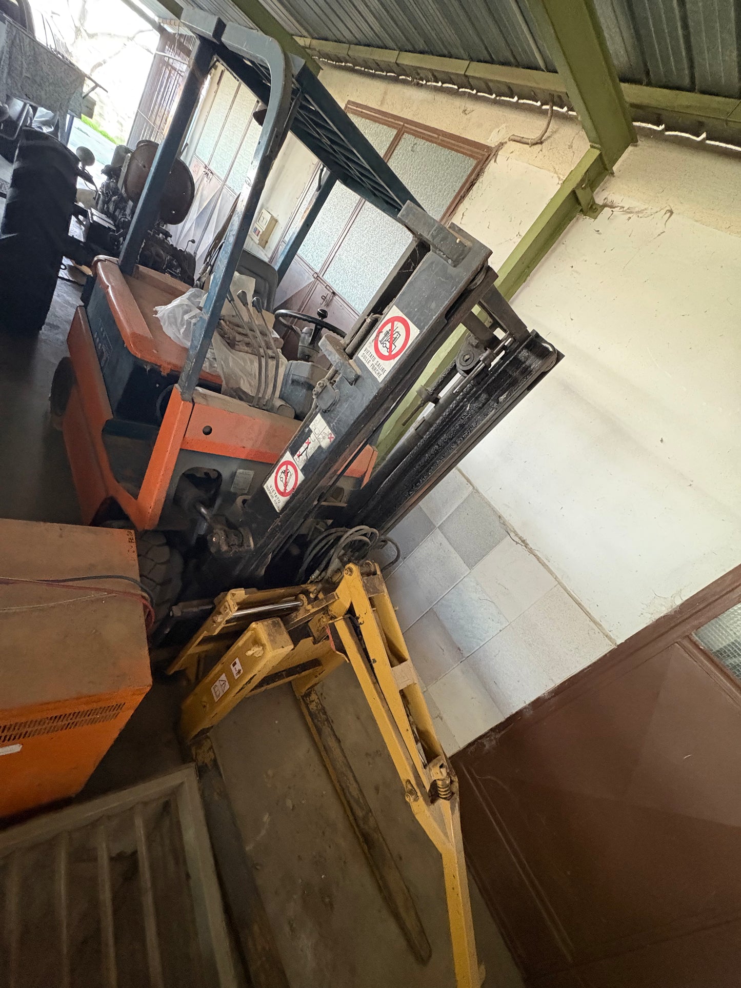 Muletto carrello elevatore elettrico