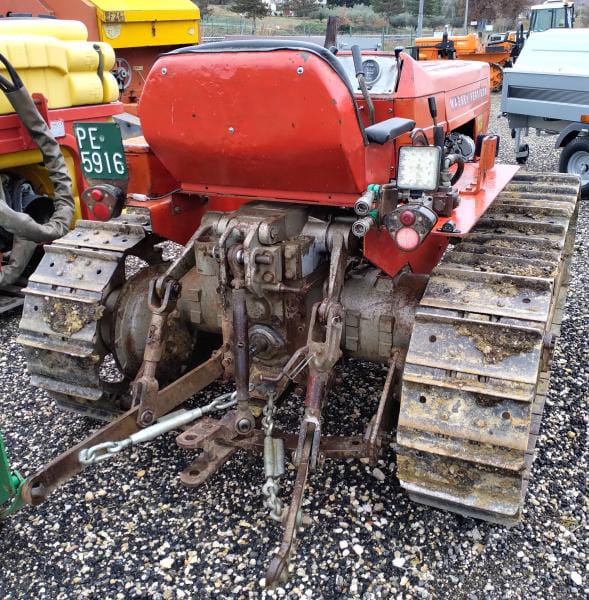 Trattore cingoli Massey Ferguson 58cv