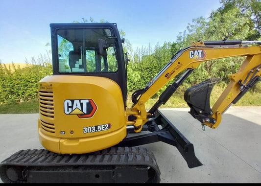 Miniescavatore Caterpillar 303.5E2