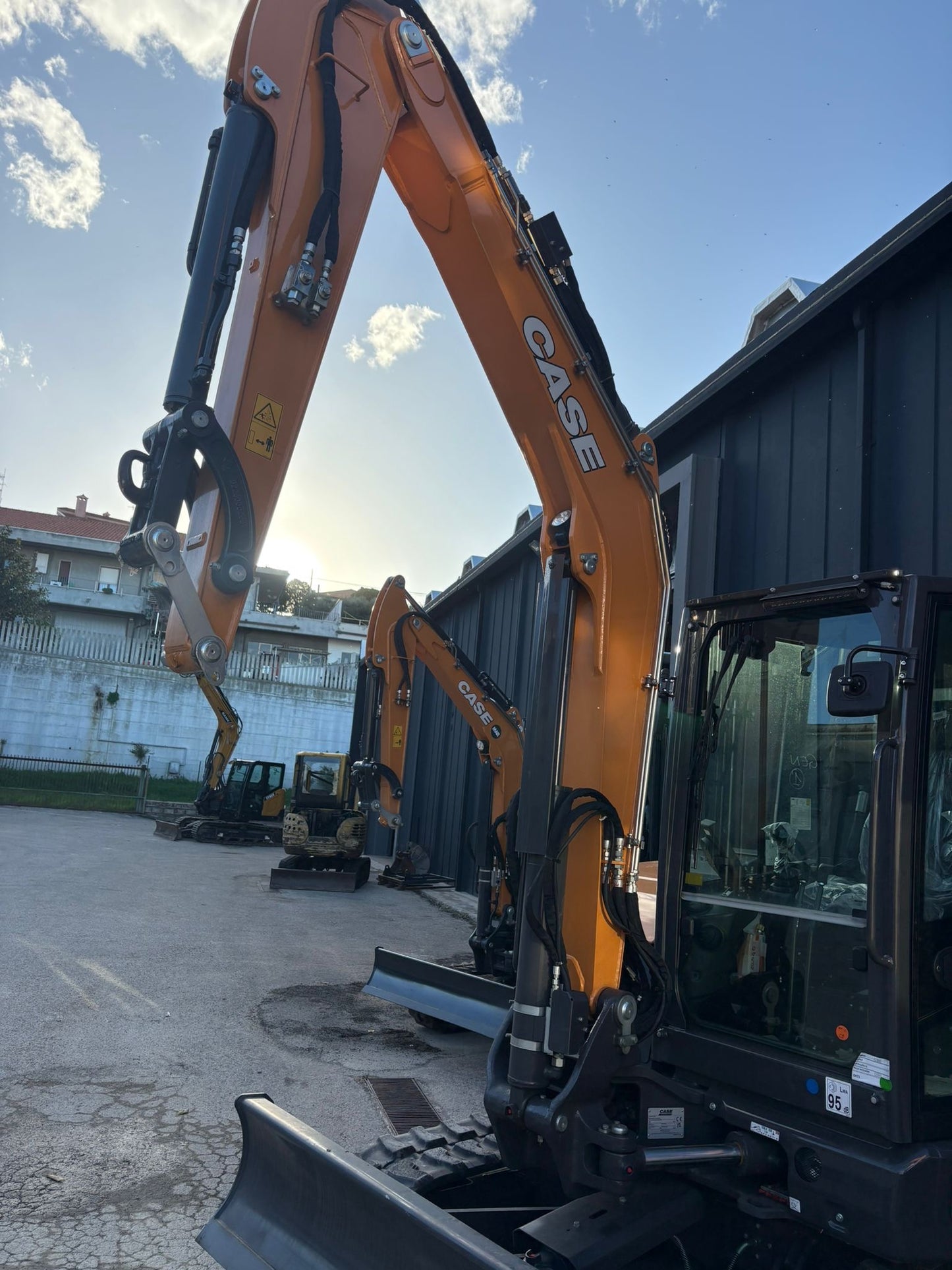 CASE CX60D (braccio monolitico)