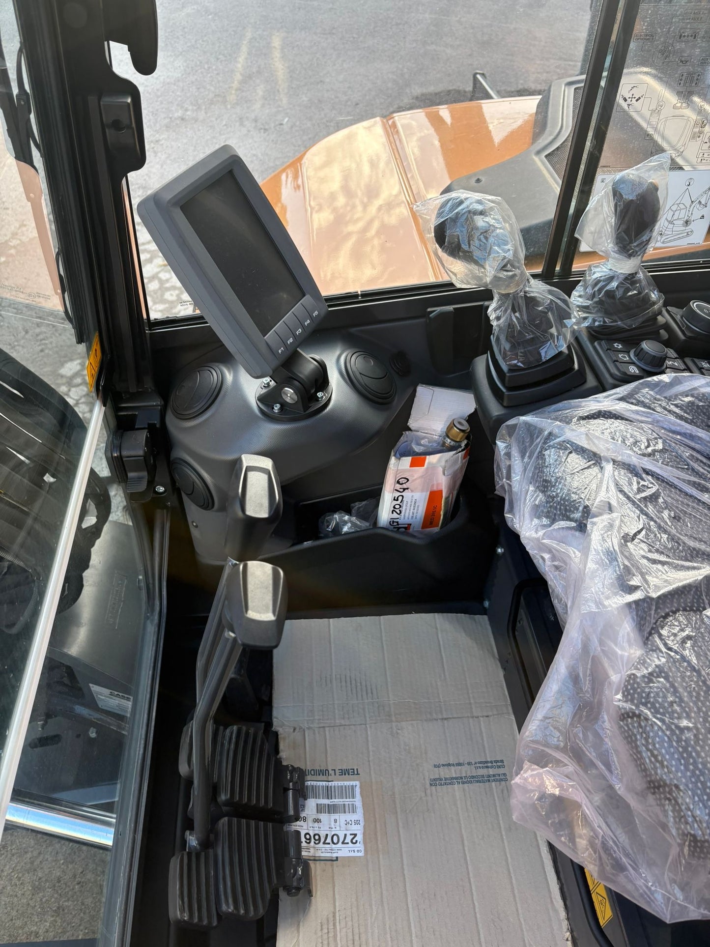 CASE CX60D (braccio monolitico)