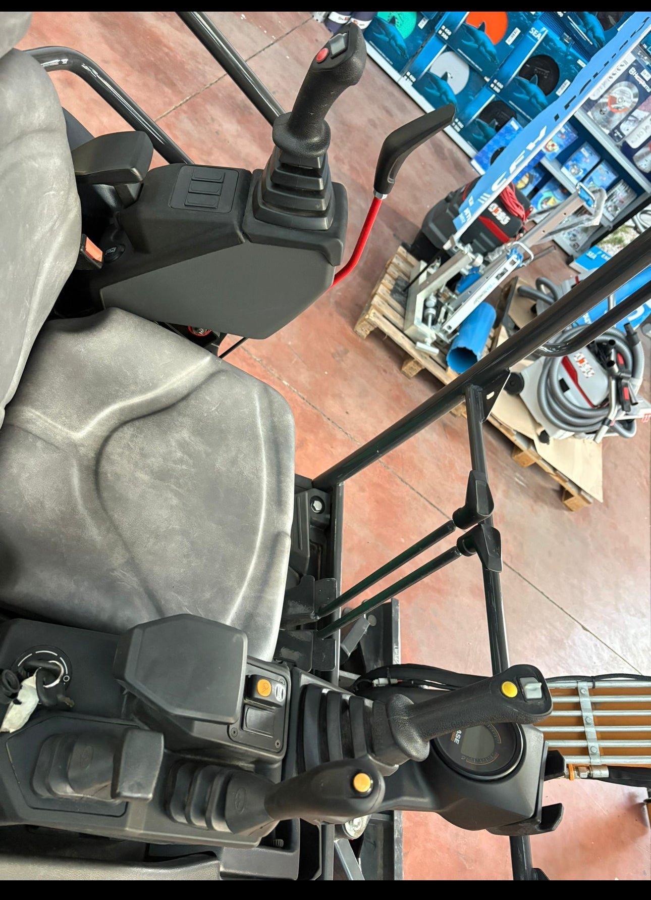 CASE CX19D (braccio monolitico), carro variabile