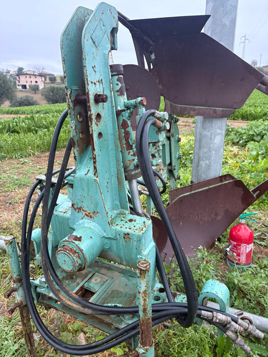 Aratro Nardi reversibile