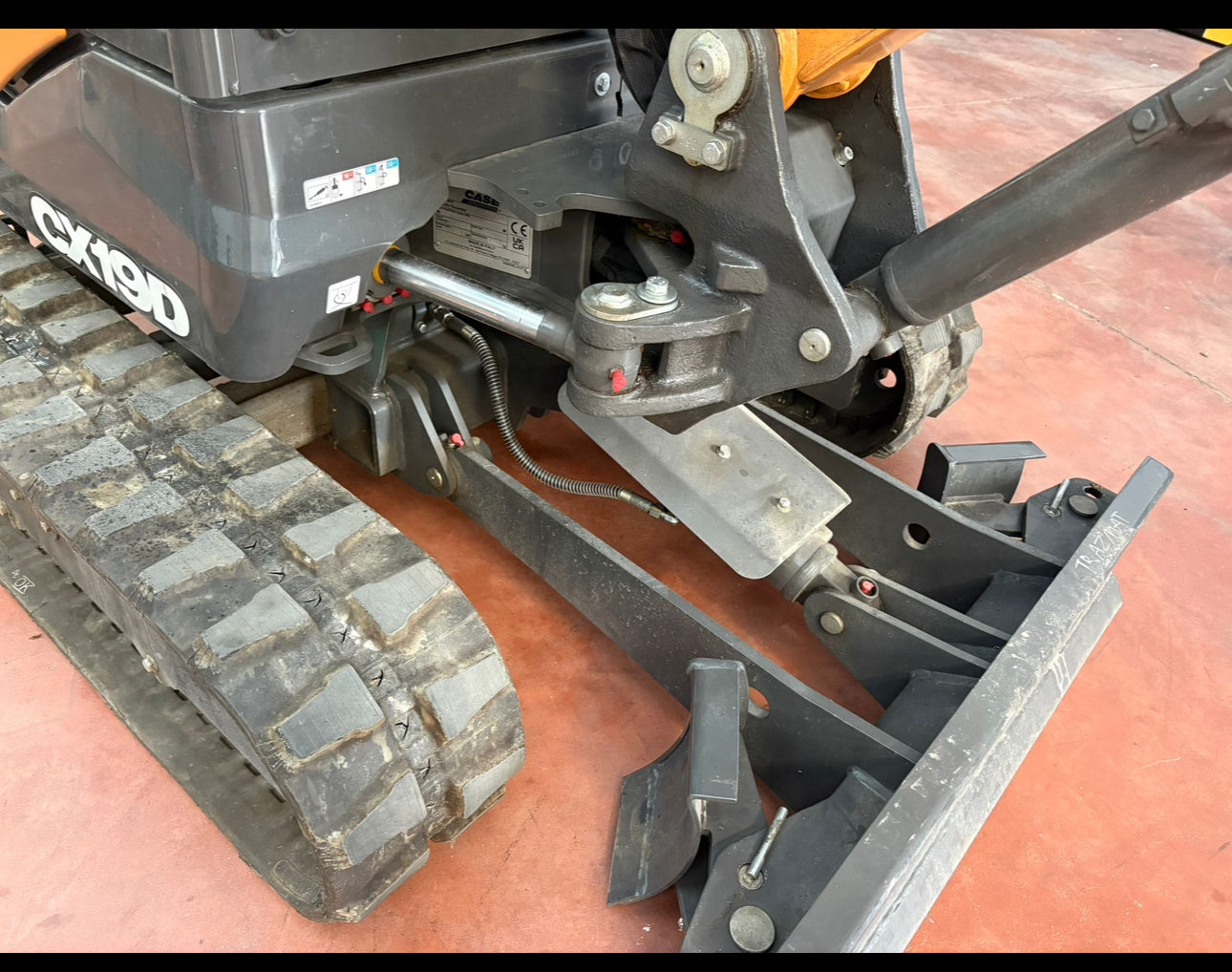 CASE CX19D (braccio monolitico), carro variabile