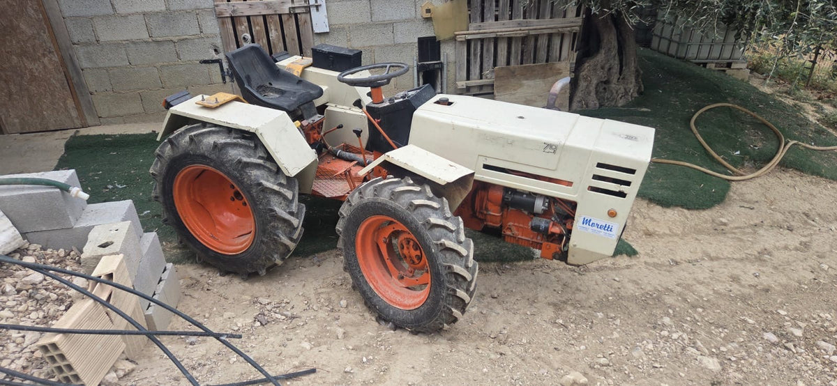 Trattore trattorino gommato PASQUALI 979 RS ruote sterzanti
45 cv