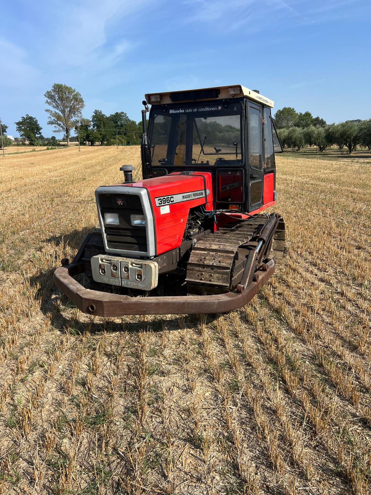 Massey Ferguson 396C (equivalente Landini Trekker 85 )