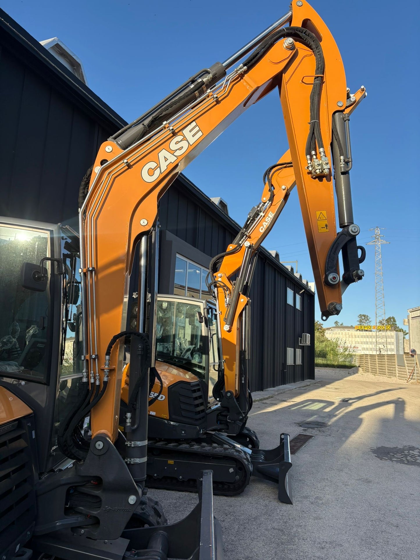 CASE CX60D (braccio monolitico)