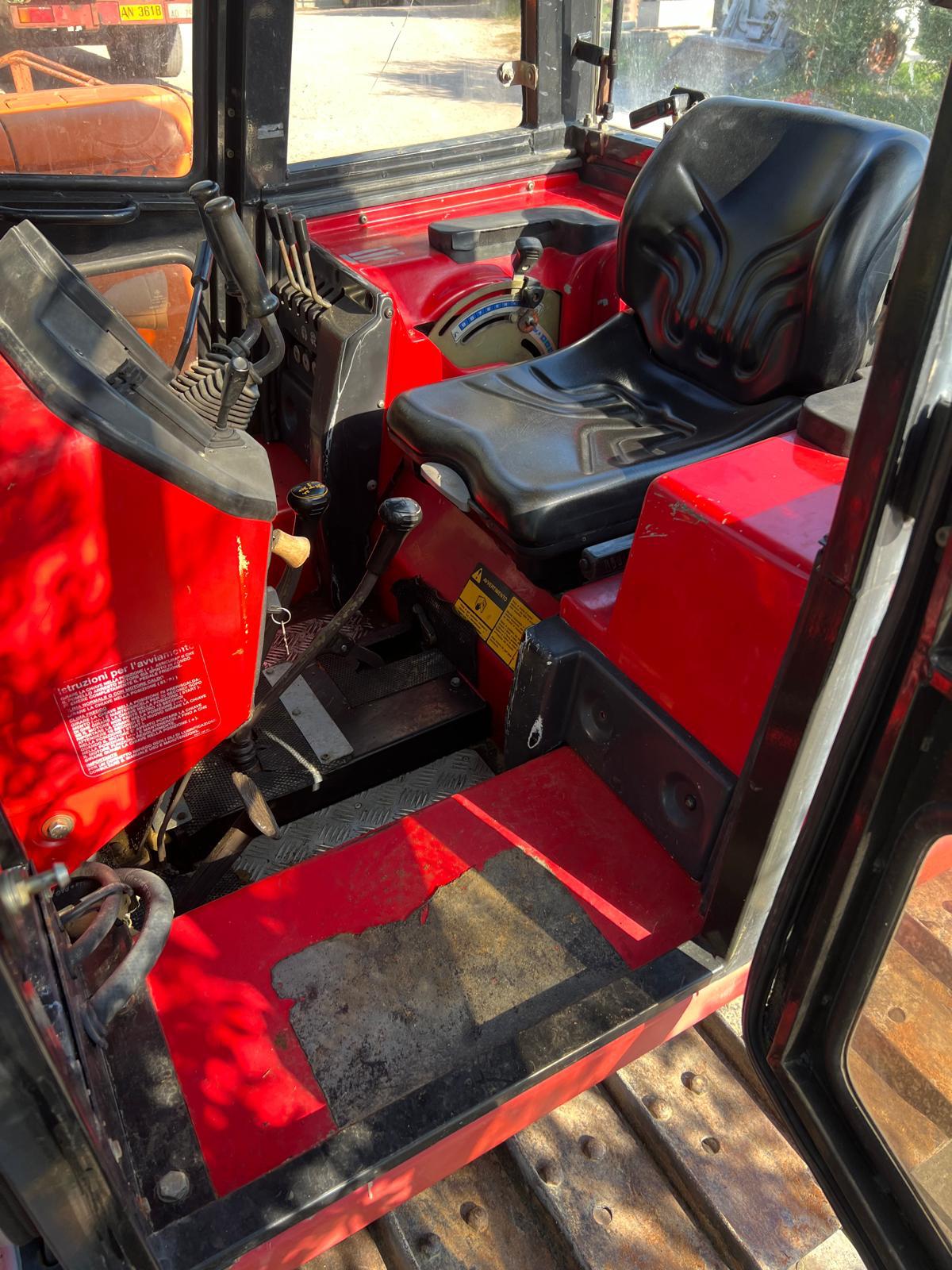 Massey Ferguson 396C (equivalente Landini Trekker 85 )