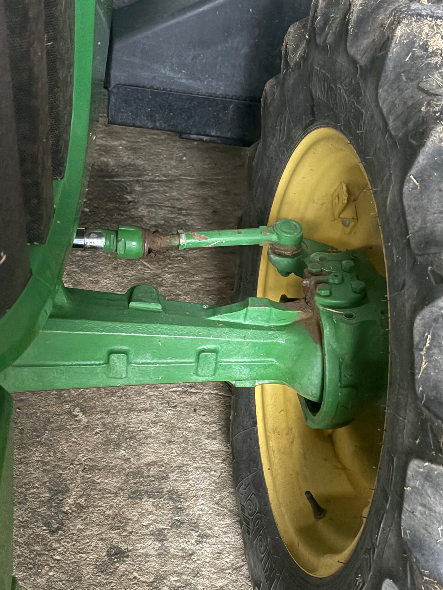 John Deere 5515