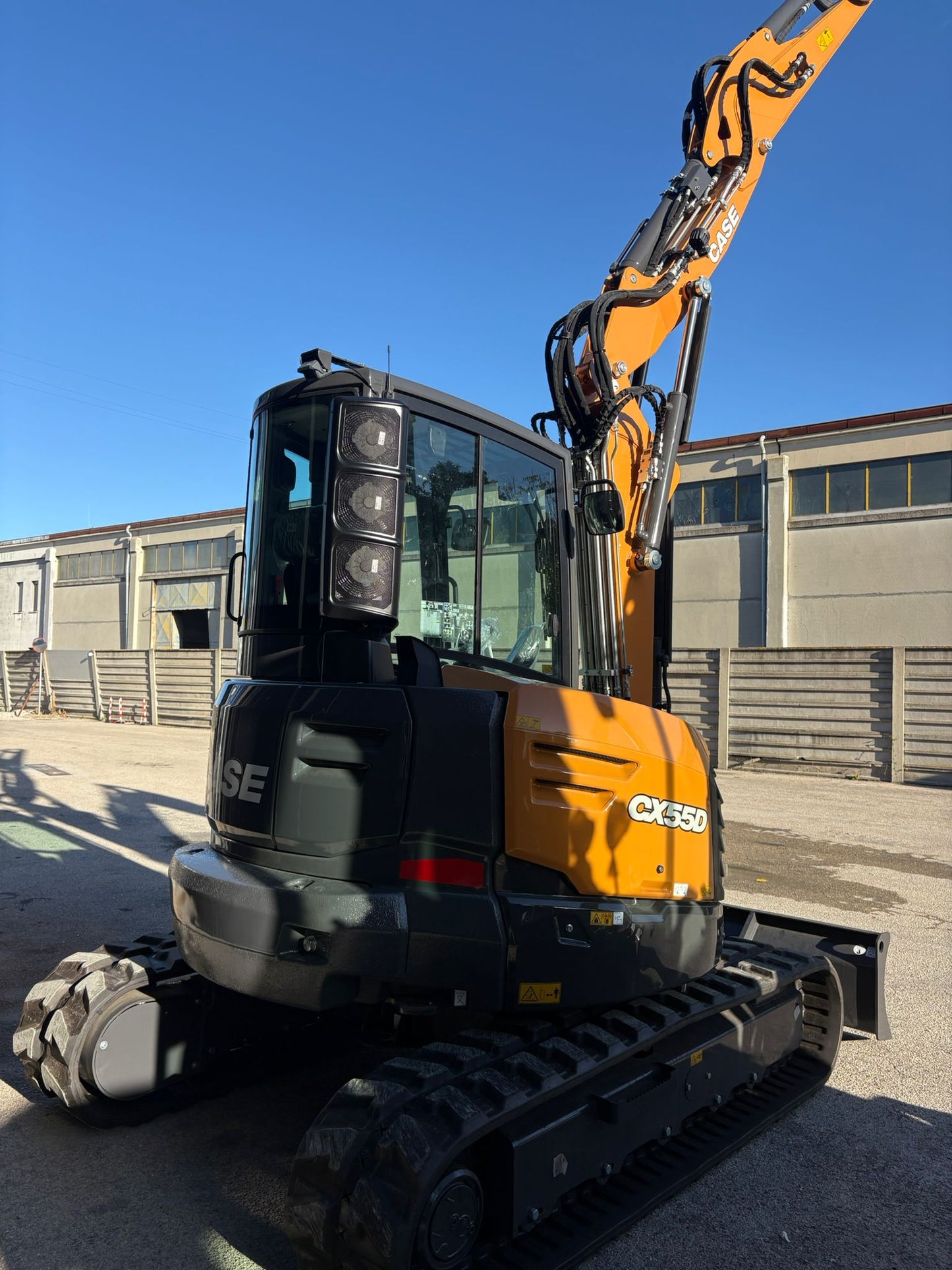 CASE CX55D intelligente (braccio triplice)