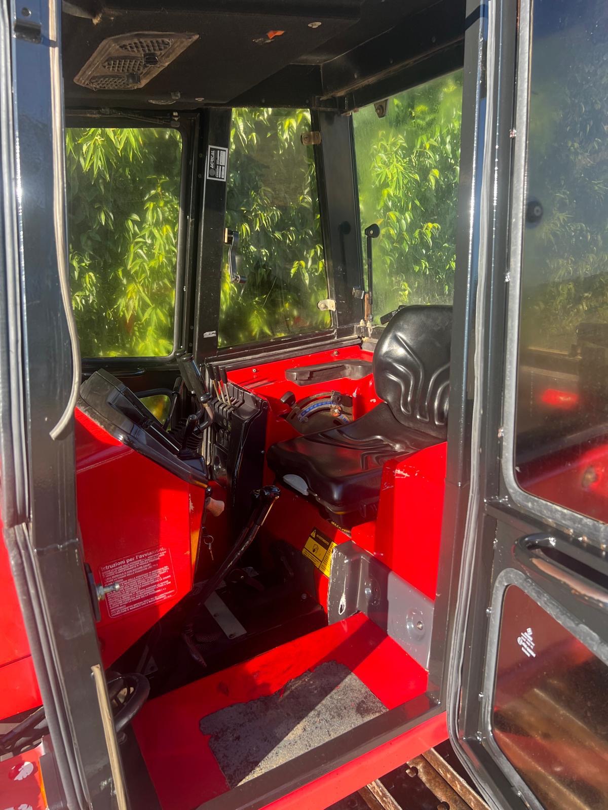 Massey Ferguson 396C (equivalente Landini Trekker 85 )