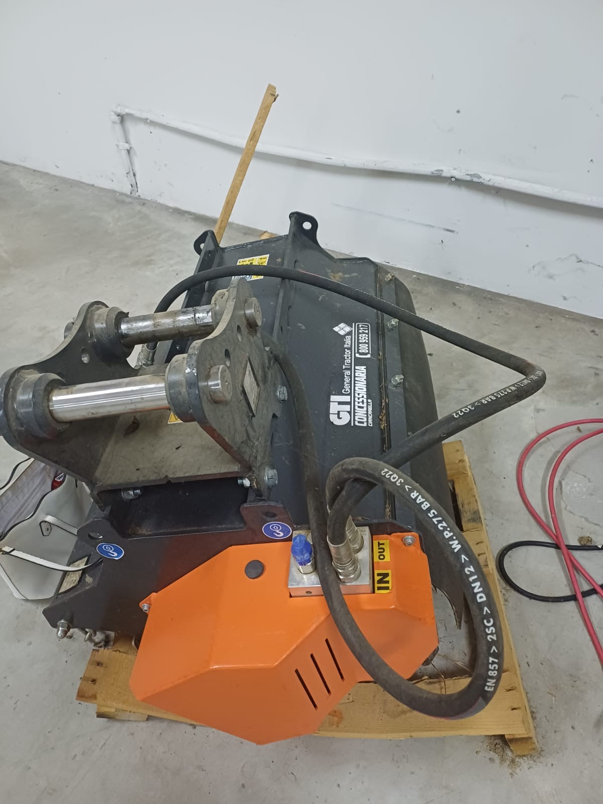 Miniescavatore Caterpillar 303.5E2