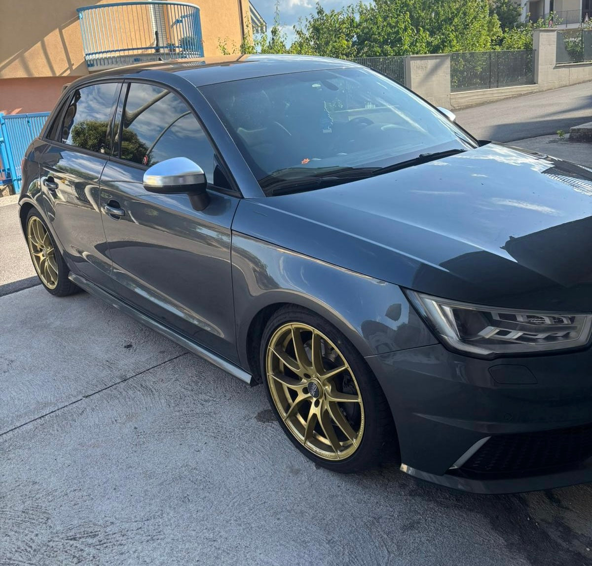 Audi S1