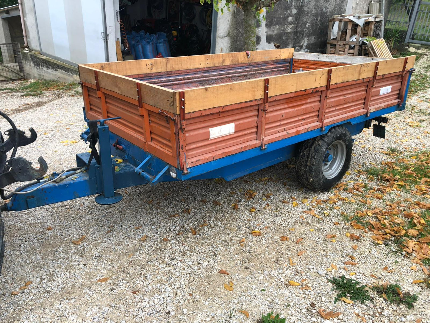 Rimorchio agricolo omologato 330 x180