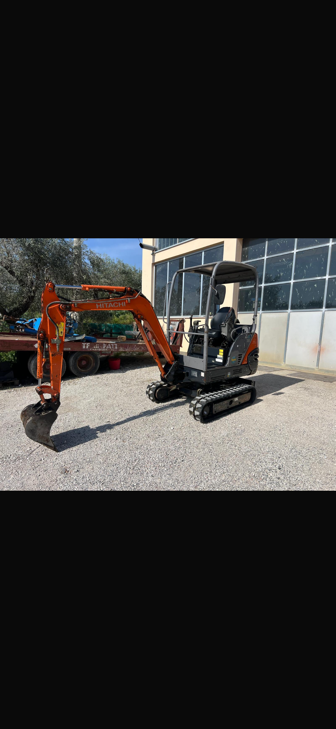 Miniescavatore Hitachi 18 qli