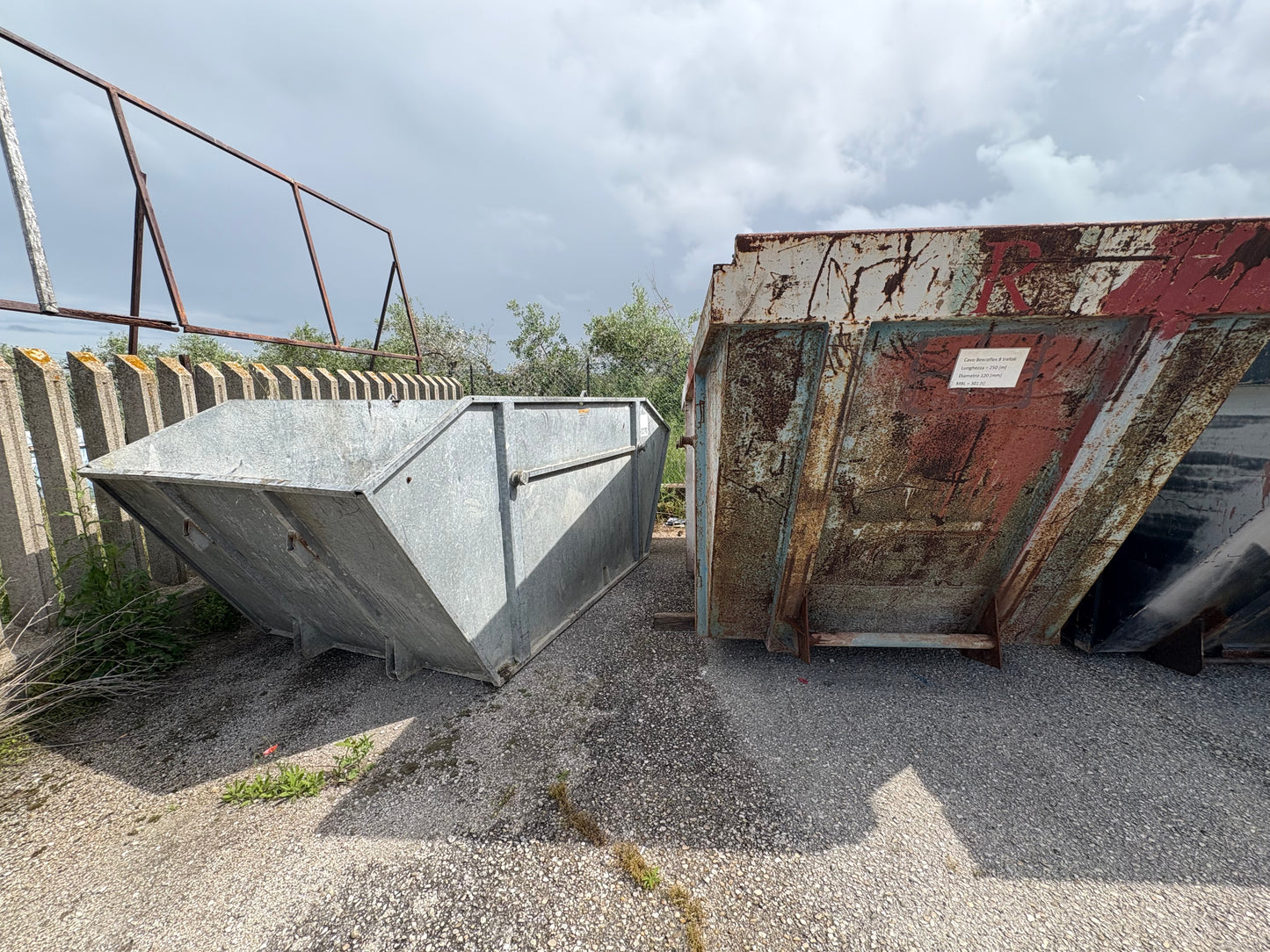 Camion Renault scarrabile