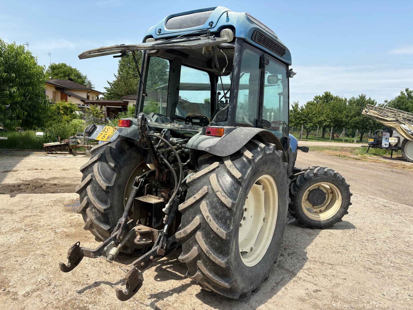 VENDUTO New holland Tn95f DT