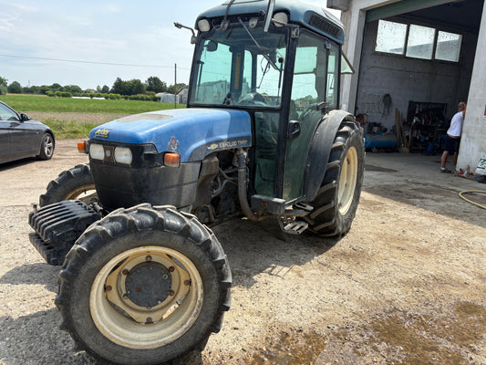 VENDUTO New holland Tn95f DT
