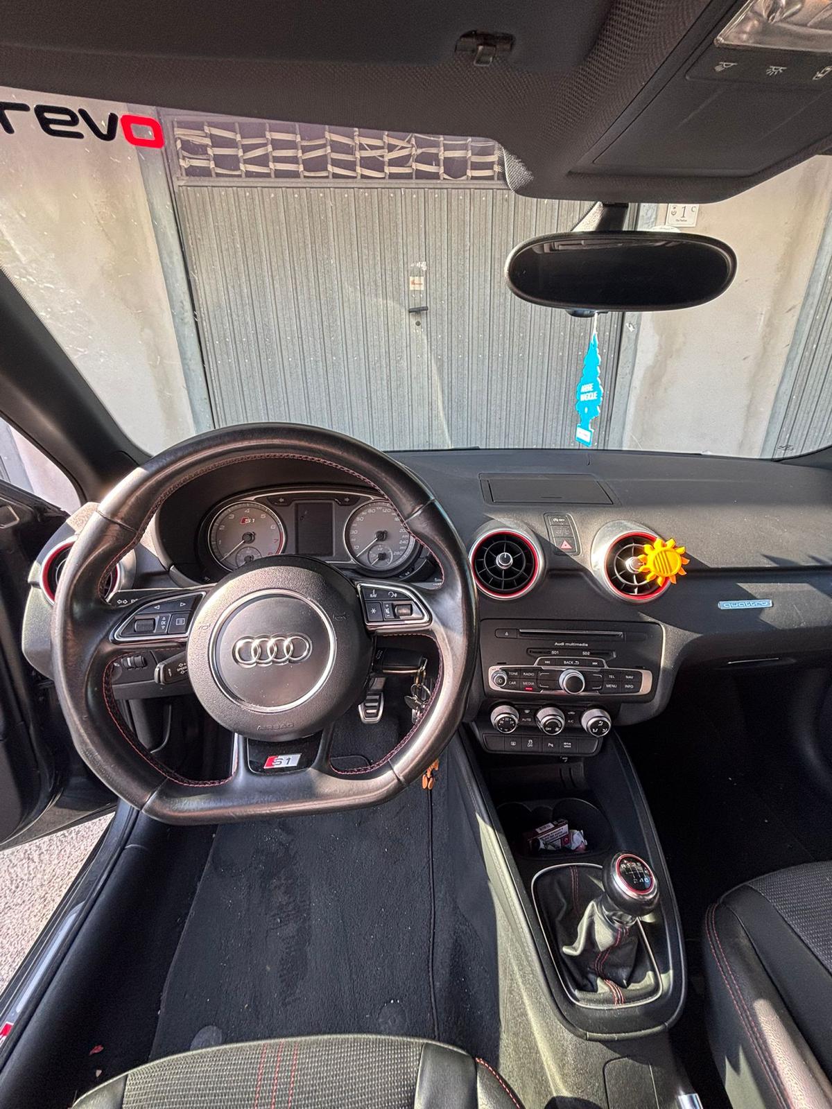 Audi S1
